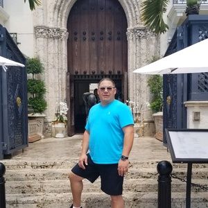 Meet your Posher, Erik